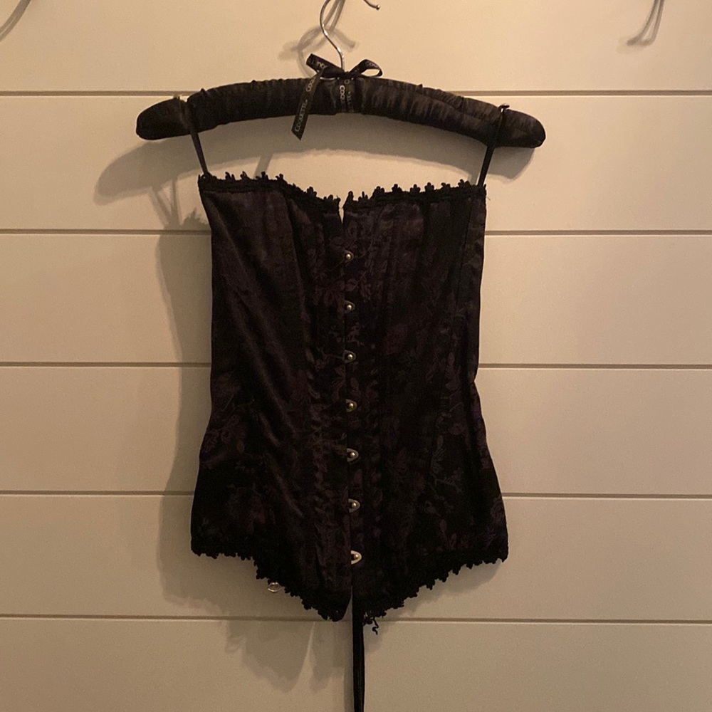 Corset